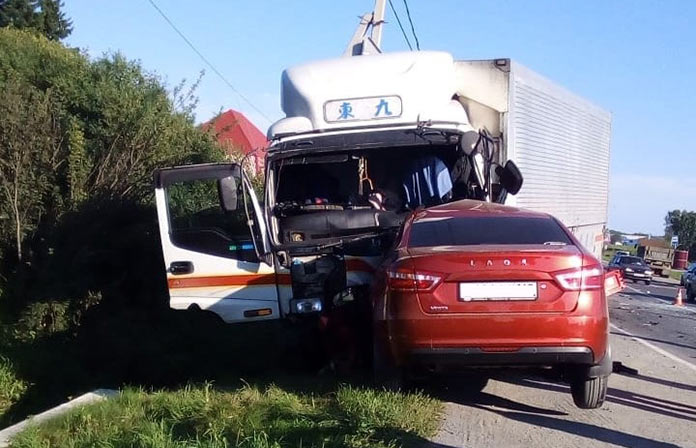 В Кузбассе произошло смертельное ДТП