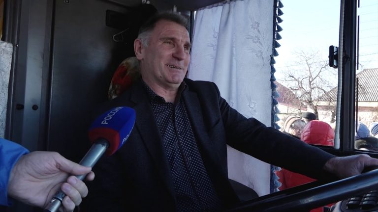 В Белове торжественно открыли реконструированную ул. Пролетарскую