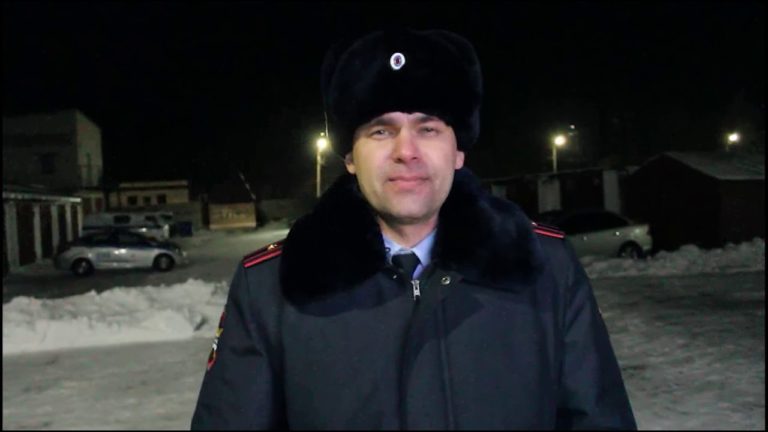 В Белове инспекторы ГИБДД и автолюбители почтили память жертв ДТП