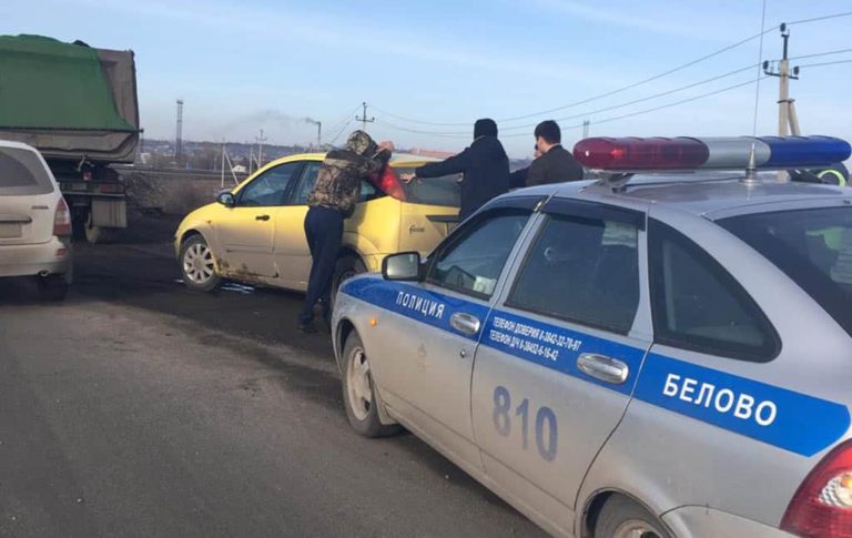 В Белове экипаж ДПС обнаружил наркотики в автомобиле