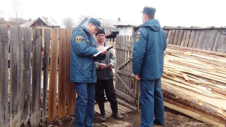 Более 40 человек оштрафовали за нарушения противопожарного режима