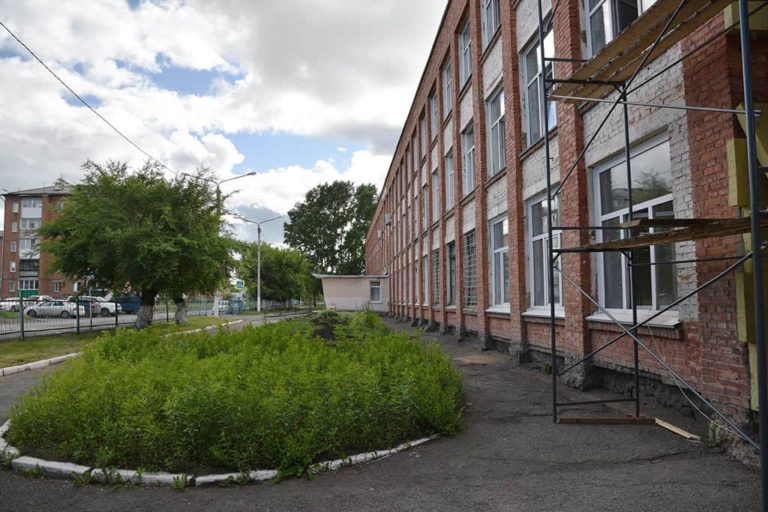 В новый год — с обновленной школой