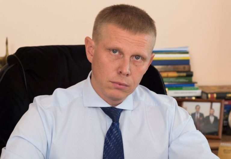 Мэр Алексей Курносов променял родной беловский трикотаж на европейские бренды