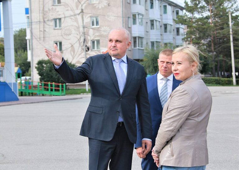 Губернатор проверил как в Белове идет подготовка ко Дню шахтера 2020